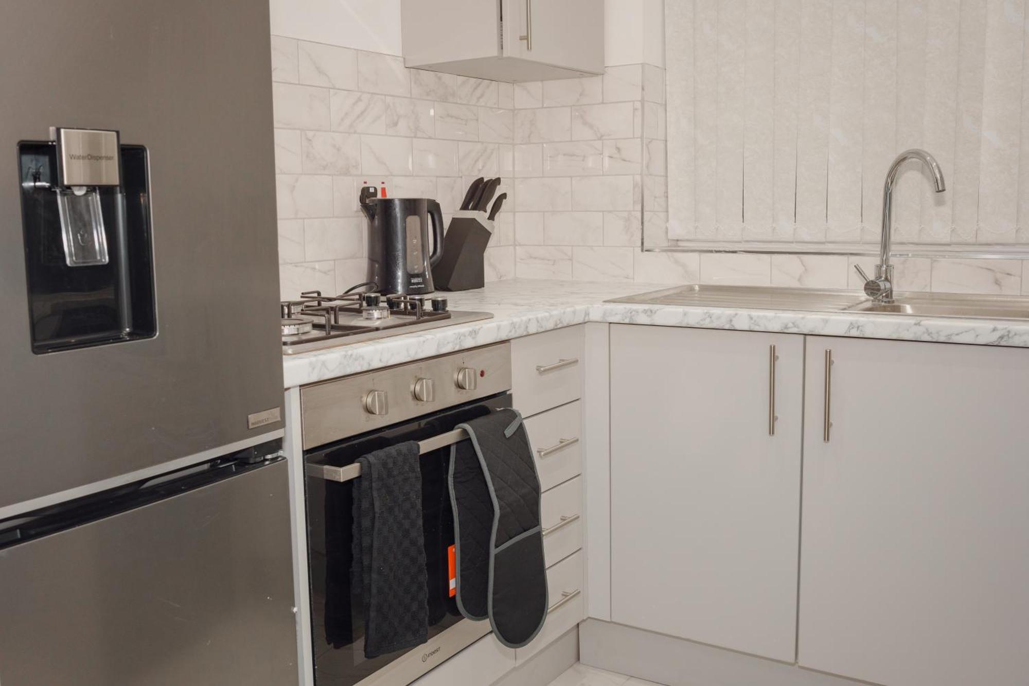 Citycharmms- Entire Home Near Etihad Stadium Манчестър Екстериор снимка