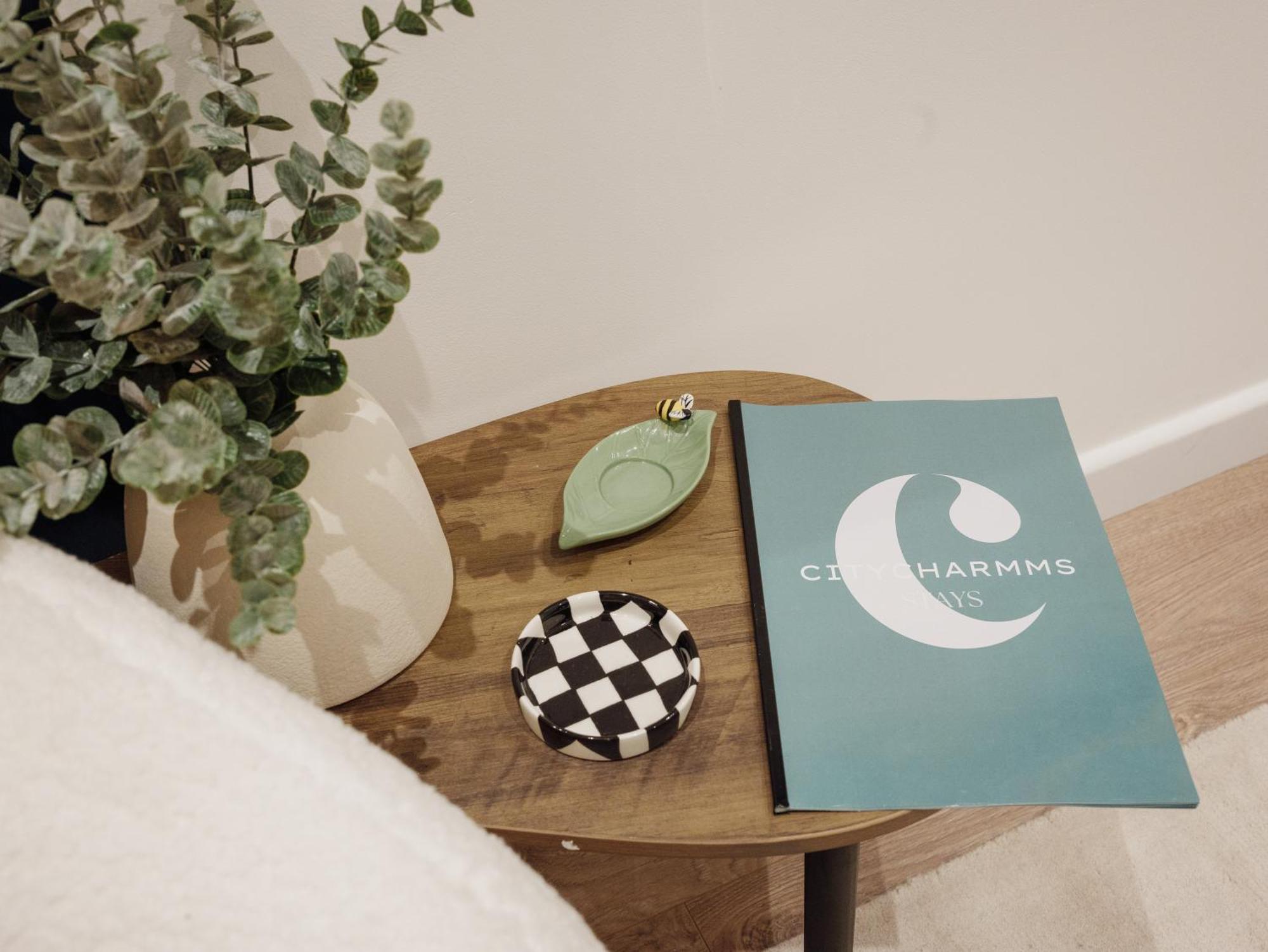 Citycharmms- Entire Home Near Etihad Stadium Манчестър Екстериор снимка